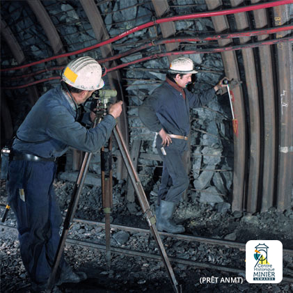 Geological surveyor underground Pit 24 of Estevelles 1977 | © Mining History Centre