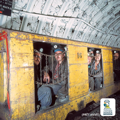 Wagons for transporting staff 1970's | © Mining History Centre